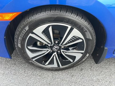 Used 2017 Honda Civic EX-T image 9