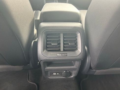 Certified 2023 Volkswagen Tiguan SE w/ Panoramic Sunroof Package image 45