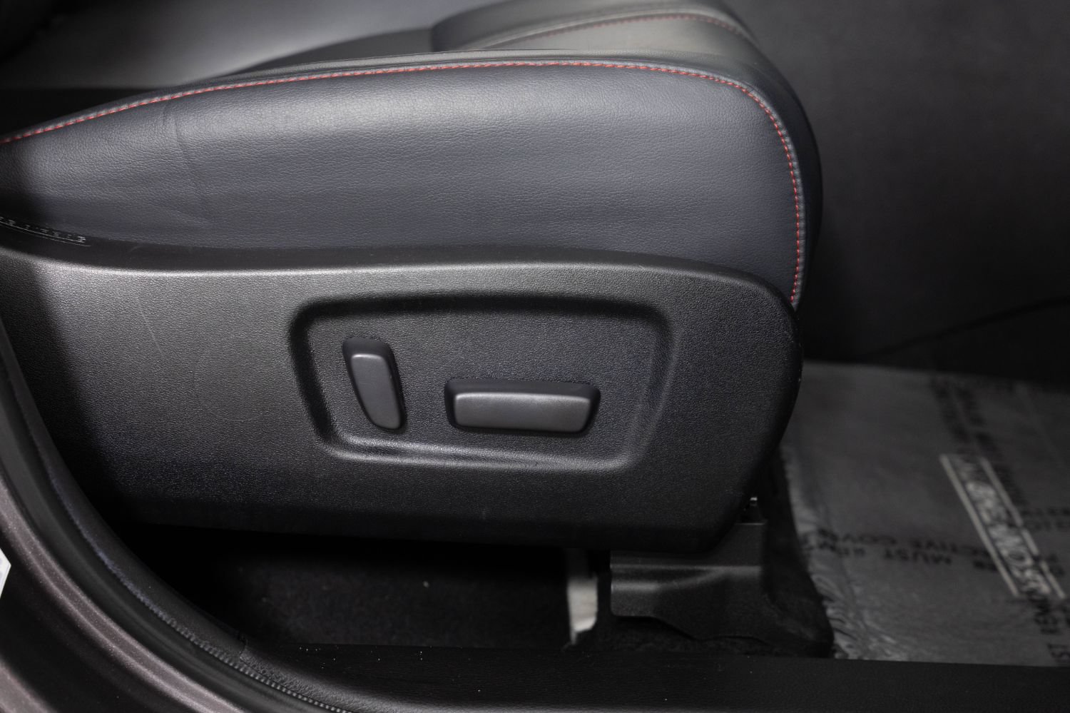 Used 2019 Toyota Highlander SE AWD/4WD image 30