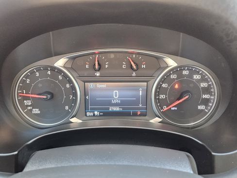 Used 2024 GMC Terrain SLE w/ Driver Convenience Package image 14