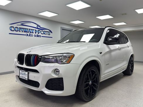 Used 2017 BMW X3 xDrive28i image 1