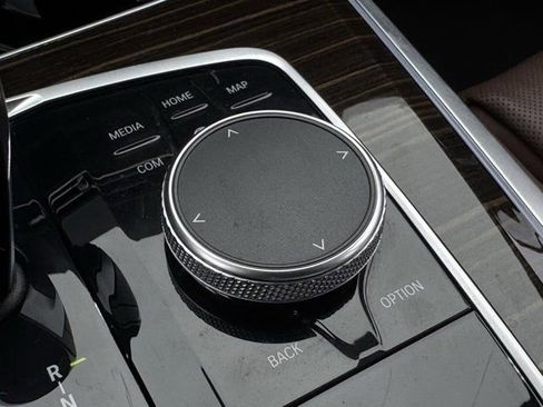 Used 2020 BMW X5 sDrive40i w/ Premium Package image 23