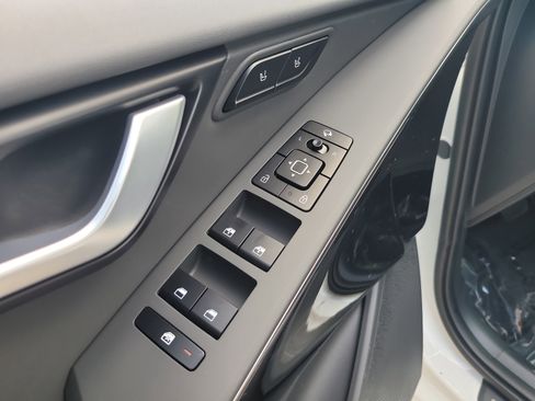 New 2025 Kia Niro SX image 18