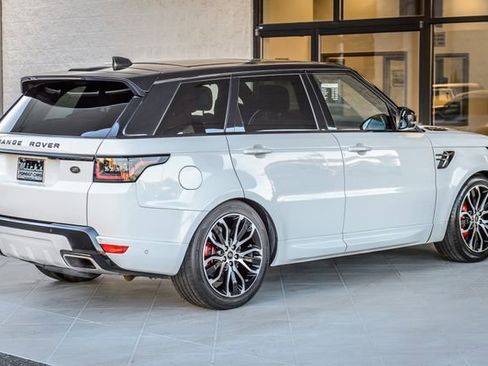 Used 2018 Land Rover Range Rover Sport Supercharged image 9