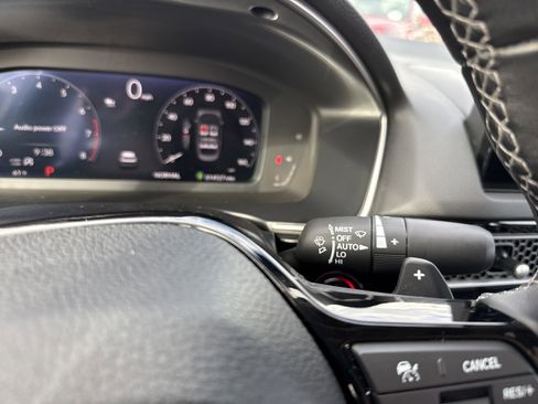 Certified 2024 Honda Civic Touring image 25