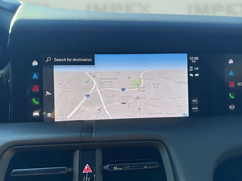 Used 2022 Porsche Taycan image 22