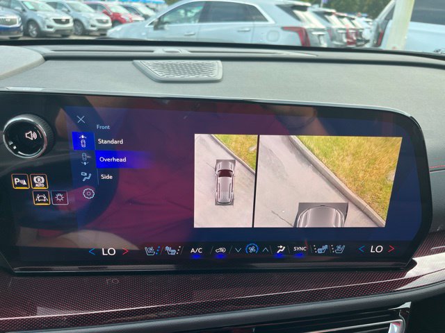 New 2027 Chevrolet Traverse RS w/ LPO, Floor Liner Package FWD image 32