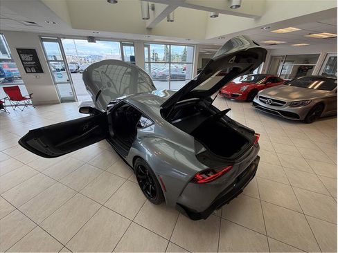 Used 2020 Toyota Supra Premium w/ Driver Assist Package image 45