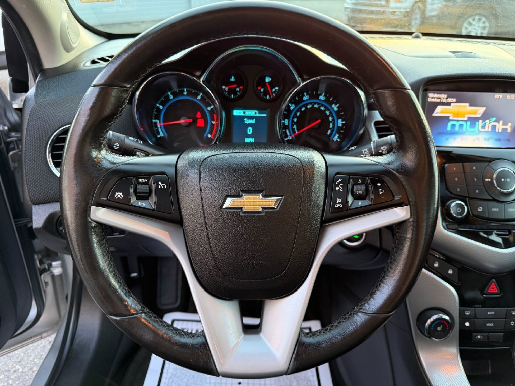 Used 2014 Chevrolet Cruze LTZ FWD image 15