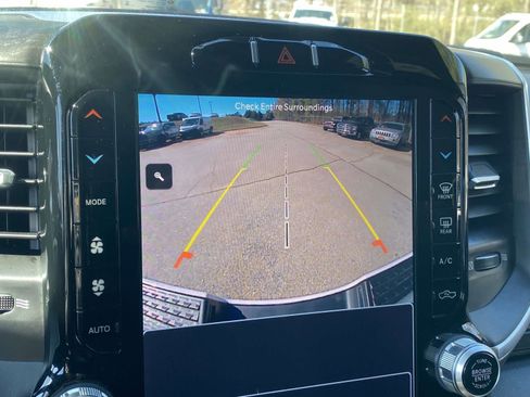 Used 2024 RAM 2500 Big Horn w/ Night Edition image 38