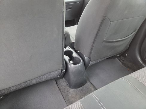 Used 2017 Nissan Versa SV image 19