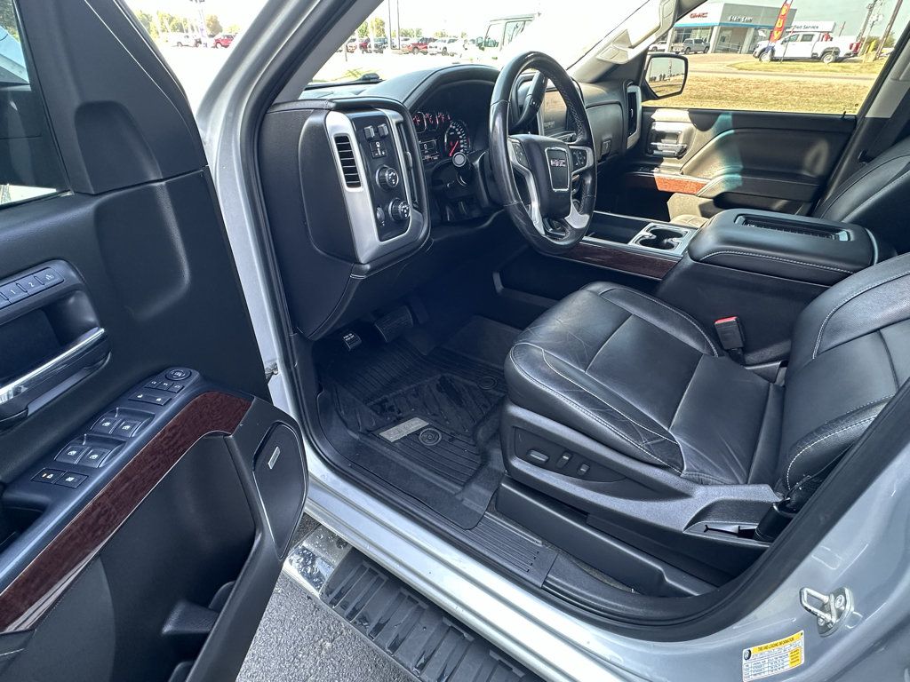 Used 2018 GMC Sierra 1500 SLT w/ SLT Premium Package AWD/4WD image 21