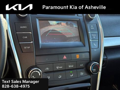 Used 2015 Toyota Camry SE image 10