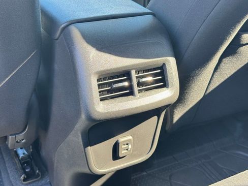 Used 2024 Chevrolet Equinox LS w/ LS Convenience Package image 13