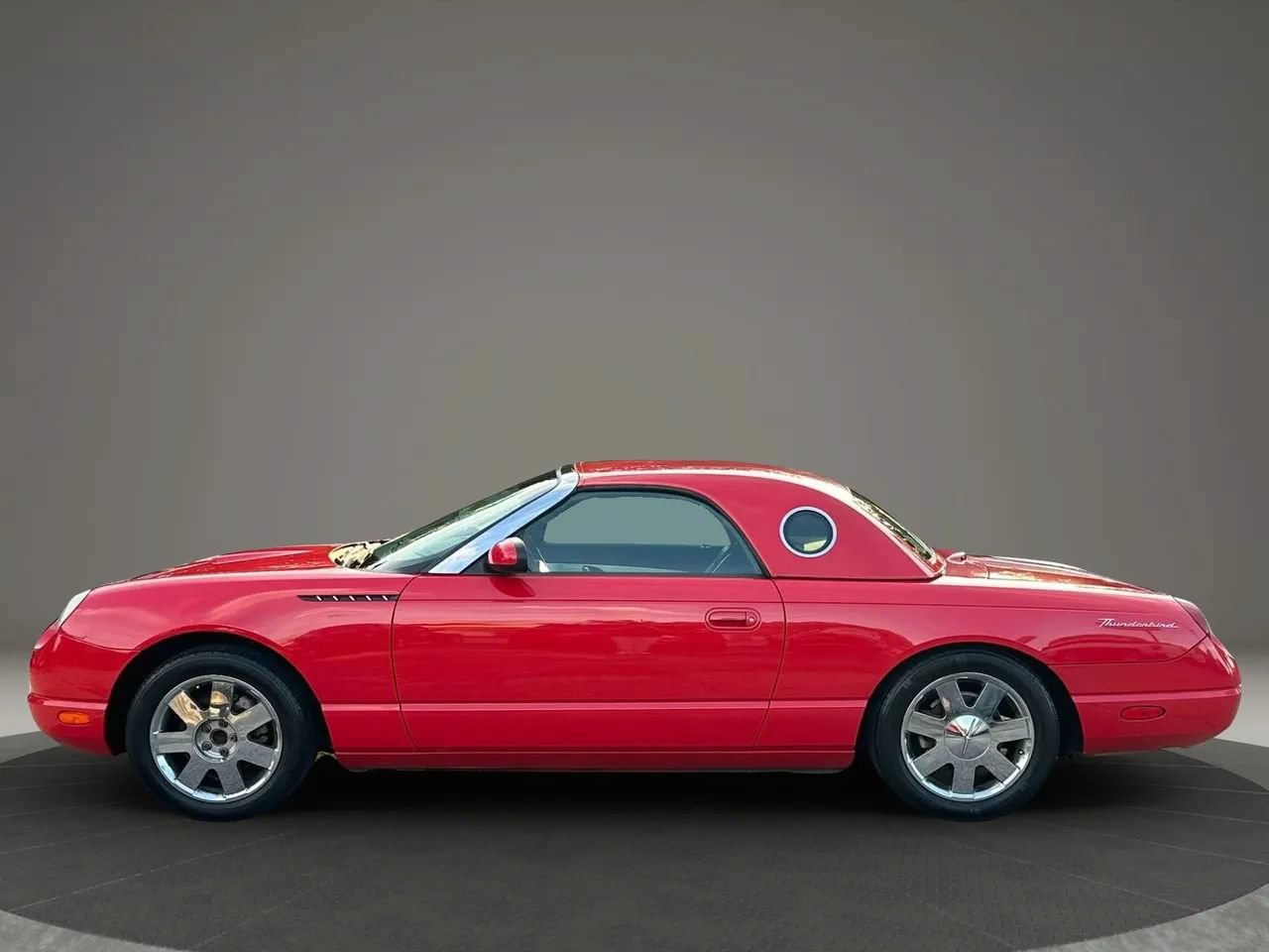 Used 2002 Ford Thunderbird RWD image 6