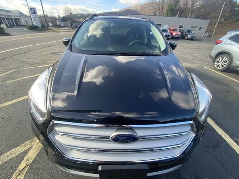 Used 2018 Ford Escape SE image 12