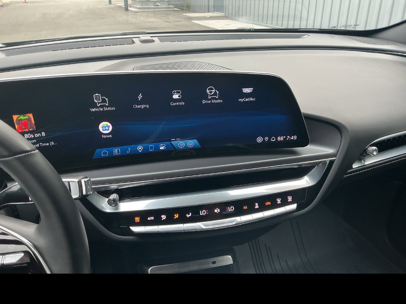 Certified 2024 Cadillac Lyriq Tech AWD/4WD image 18