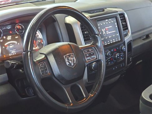 Used 2018 RAM 1500 Big Horn image 18