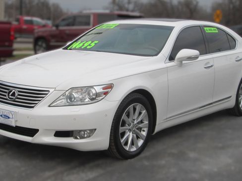 Used 2012 Lexus LS 460 AWD image 2