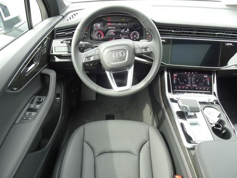 New 2026 Audi Q7 3.0T Premium Plus image 5