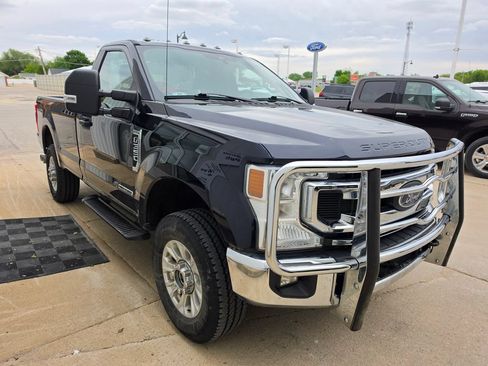 Used 2021 Ford F350 XLT w/ XLT Value Package AWD/4WD image 4