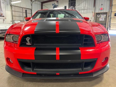 Used 2013 Ford Mustang Shelby GT500 RWD image 9