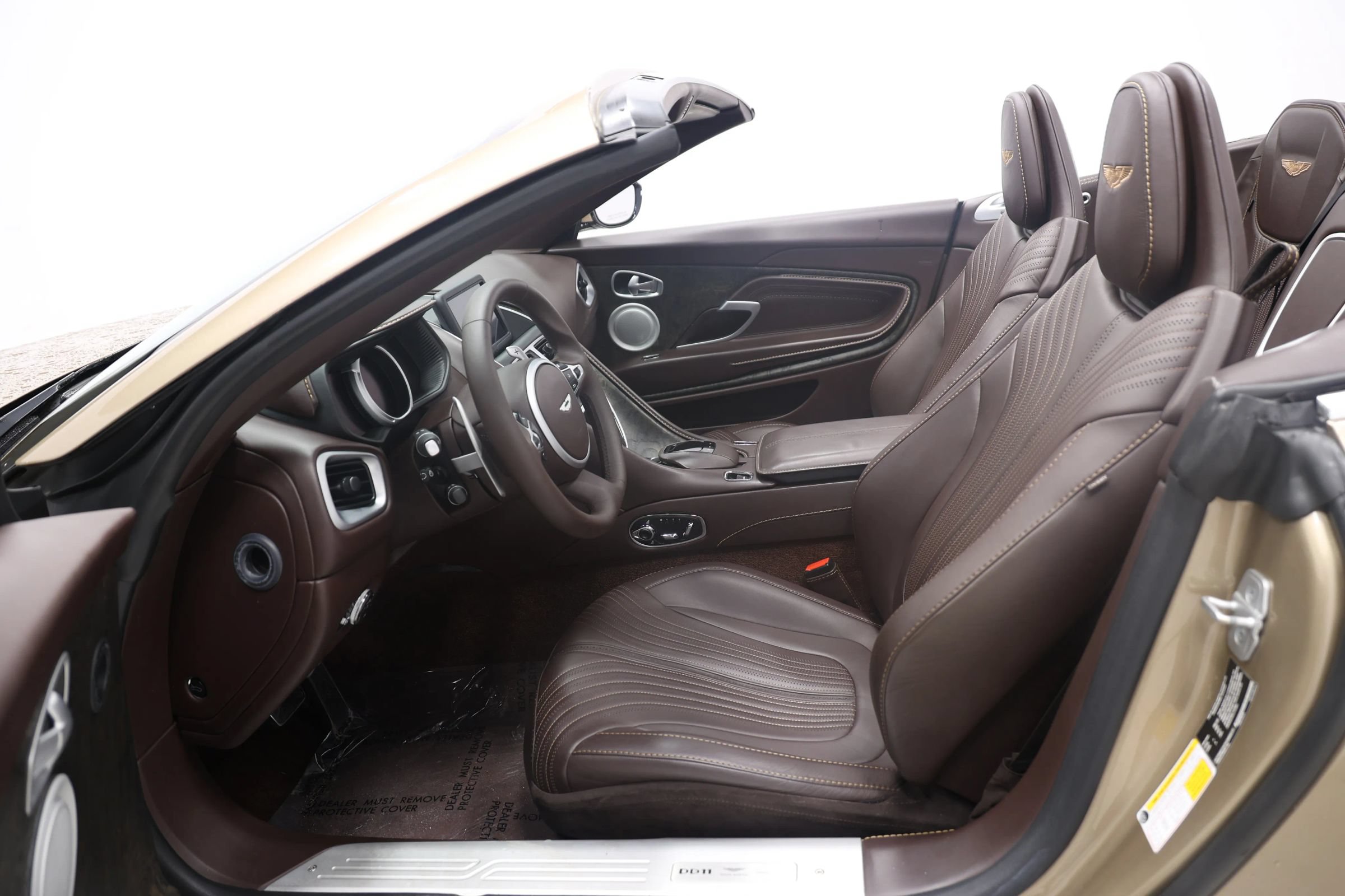 Used 2019 Aston Martin DB11 Volante RWD image 14