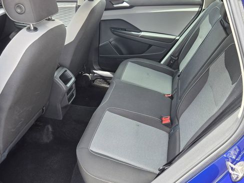 Used 2023 Volkswagen Taos S image 12