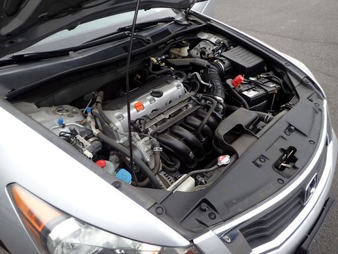 Used 2010 Honda Accord LX image 18