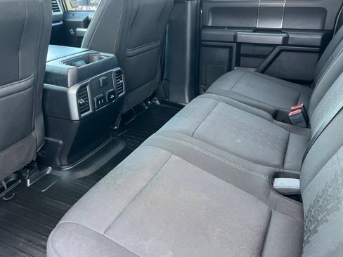 Used 2018 Ford F150 XLT w/ Equipment Group 302A Luxury AWD/4WD image 9