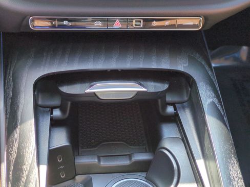 Certified 2026 Mercedes-Benz E 350 4MATIC Sedan image 25