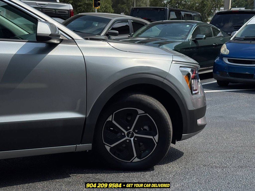Used 2026 Kia Niro LX FWD image 9