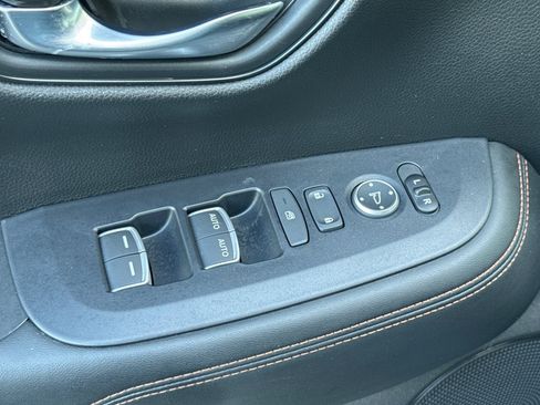 Used 2024 Honda HR-V Sport image 14