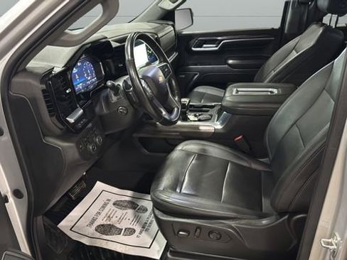 Used 2022 Chevrolet Silverado 1500 LTZ w/ Technology Package image 22
