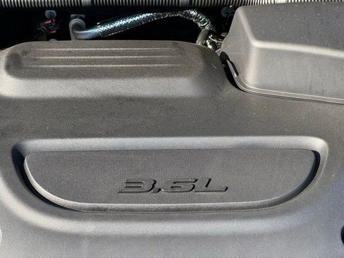 New 2026 Chrysler Pacifica Select AWD/4WD image 42