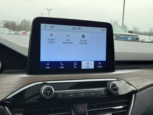 Used 2020 Ford Escape Titanium image 26