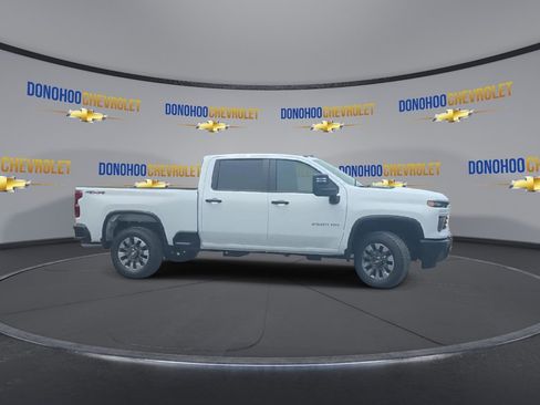 New 2026 Chevrolet Silverado 2500 Custom AWD/4WD image 6