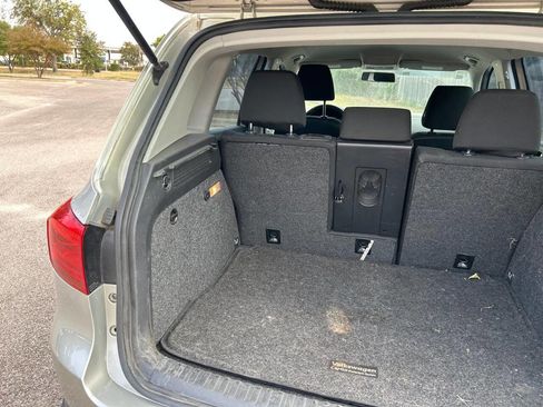 Used 2013 Volkswagen Tiguan S image 20
