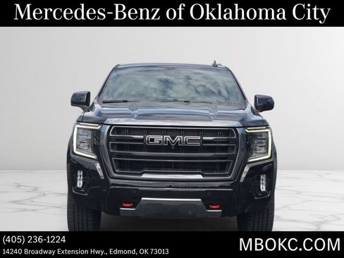 Used 2024 GMC Yukon AT4 w/ Technology Package AWD/4WD image 2