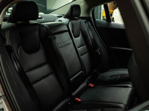 Used 2024 Volvo S60 B5 Core image 11