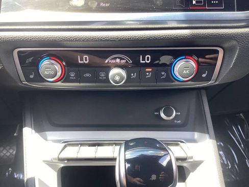 Used 2025 Audi Q3 2.0T Premium AWD/4WD image 23