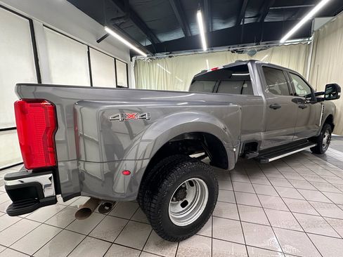 Used 2023 Ford F350 XLT image 6