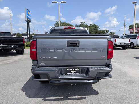 Used 2022 Chevrolet Colorado Z71 AWD/4WD image 4