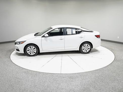Used 2022 Nissan Sentra S FWD image 31