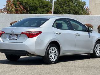 Used 2017 Toyota Corolla LE FWD video 2