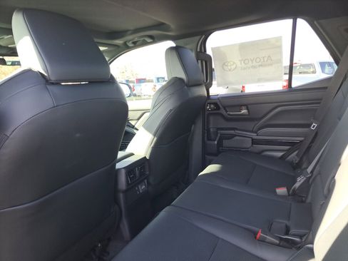 New 2025 Toyota 4Runner Limited image 24