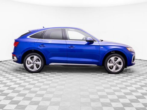 Used 2023 Audi Q5 2.0T Prestige w/ Prestige Package AWD/4WD image 6
