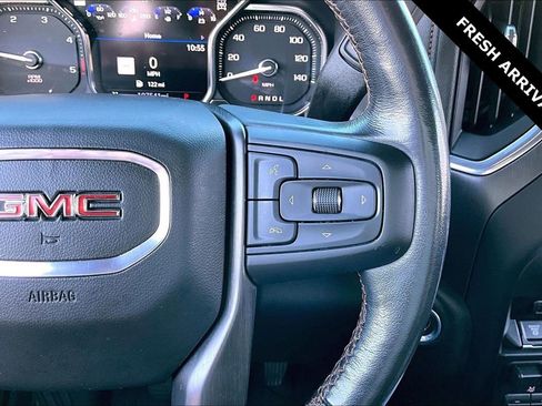 Used 2020 GMC Sierra 2500 AT4 w/ AT4 Premium Package image 13