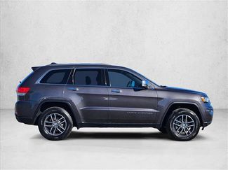 Used 2017 Jeep Grand Cherokee Limited video 4