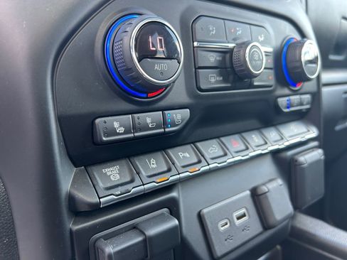 Used 2022 Chevrolet Silverado 3500 High Country w/ Safety Package II image 35